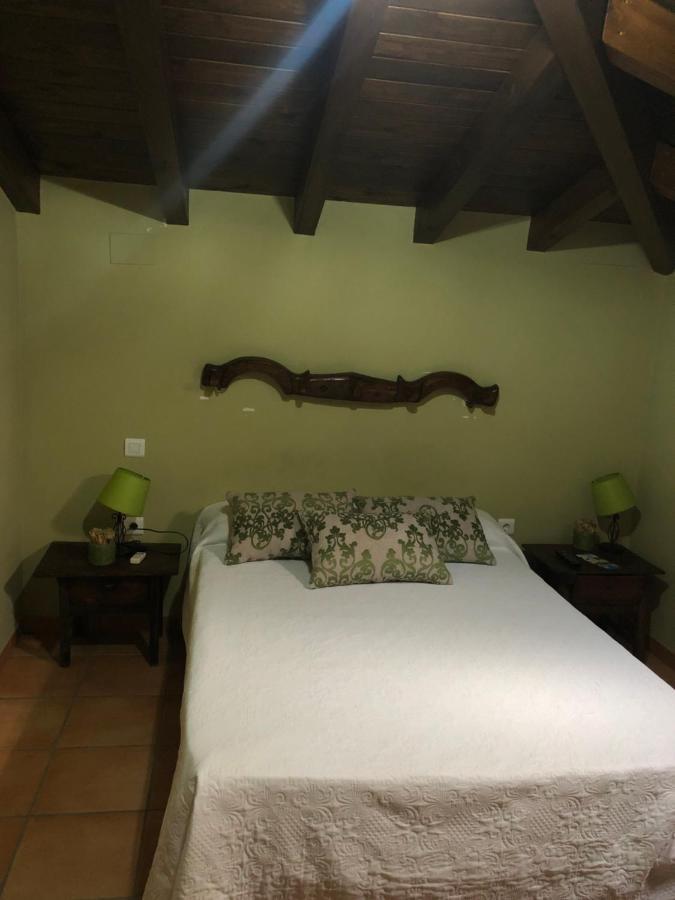 Hostal La Caballeriza Malpartida de Cáceres Extérieur photo